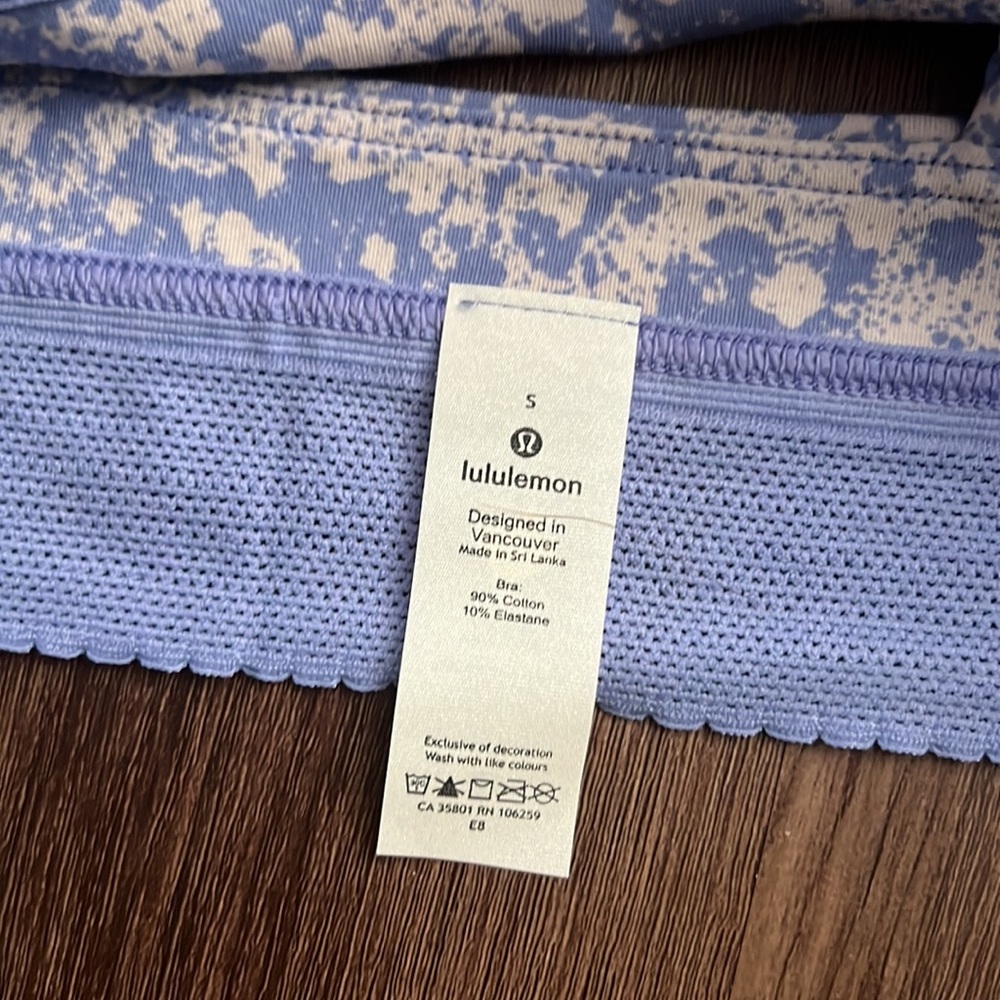 Lululemon Ever Essentials Bralette Size Small - Picture 4 of 4